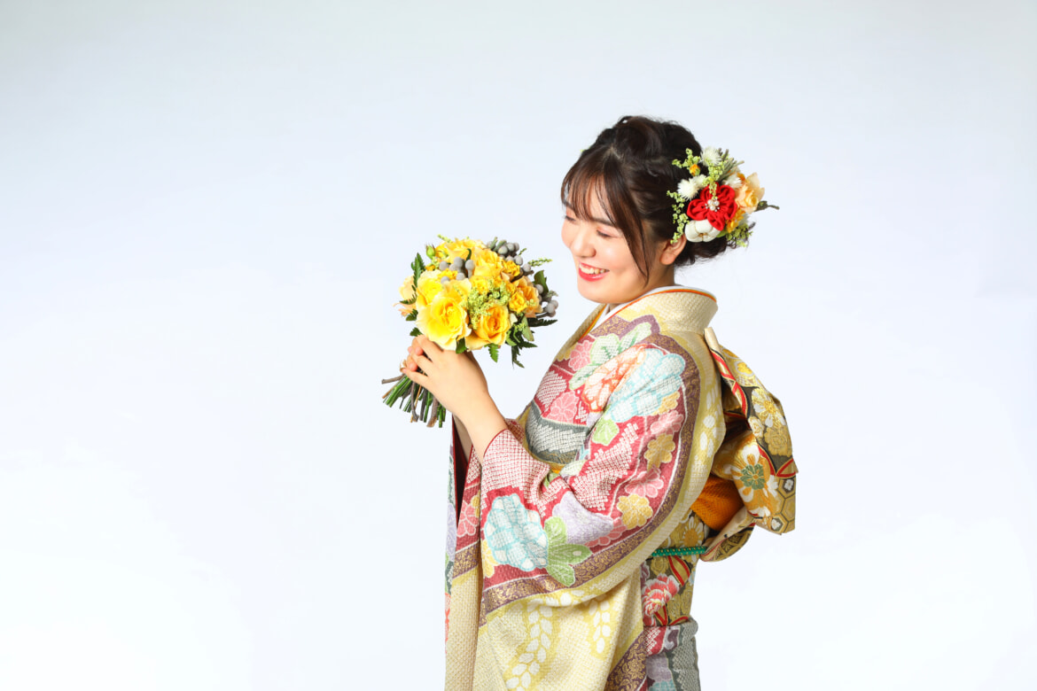 成人式 振り袖 古典柄 絞り 生花