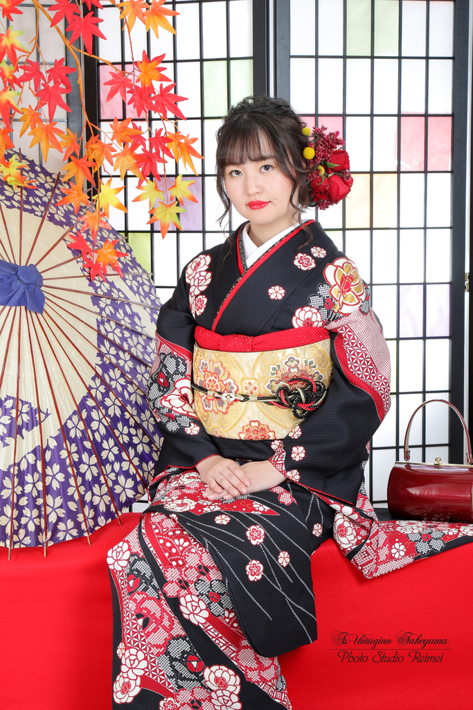 ミ*ル様 振袖　未仕立て品　黒地×古典柄 振袖レンタルセット 黒 古典柄 – きものセンター